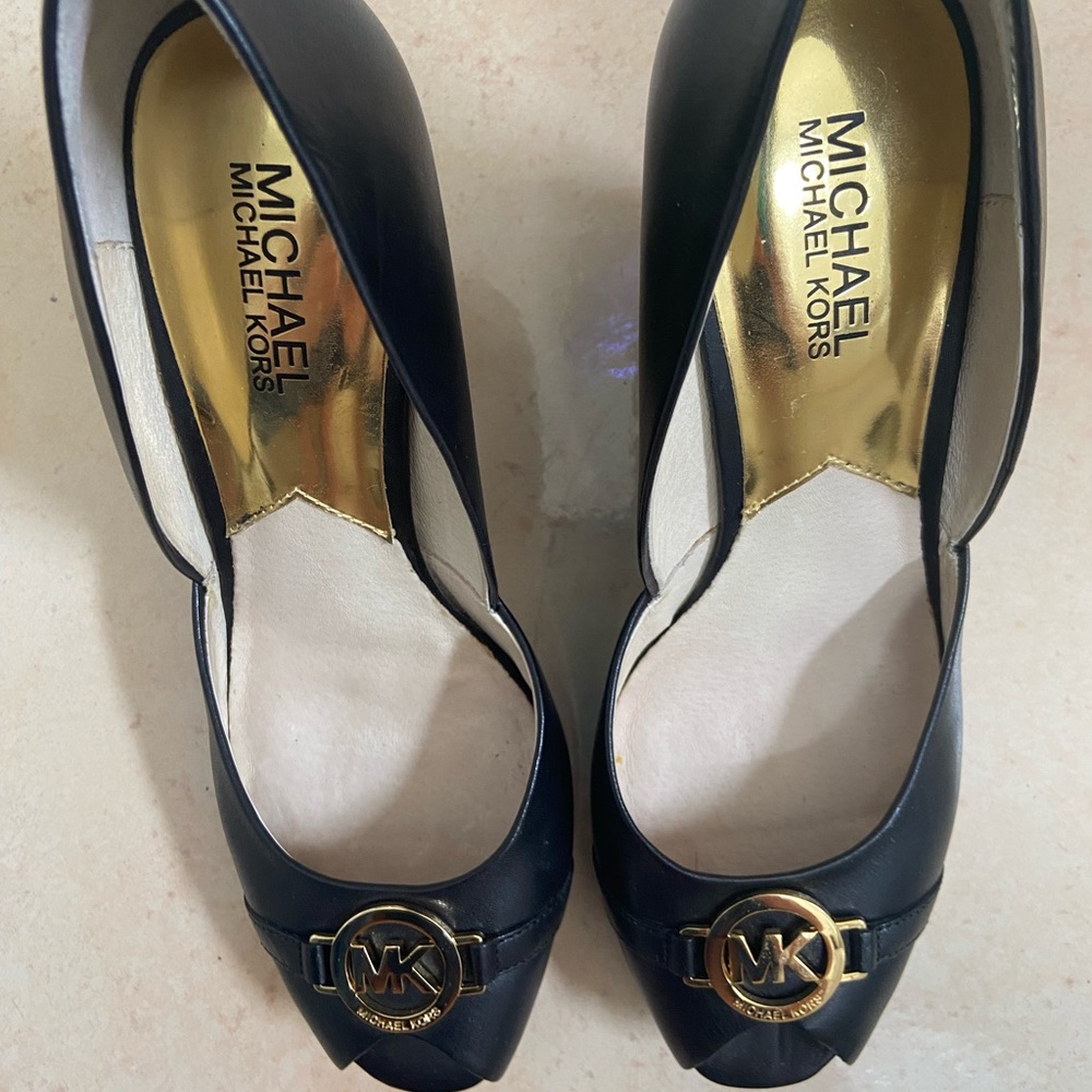 Michael Kors Black Peep toe logo Wedges 8M